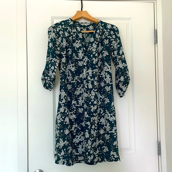 Cute summer dress in green tones - Picture 1 of 6